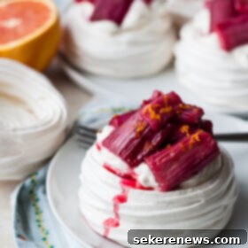 Tangy Rhubarb Meringue Bites 5 Rhubarb Meringue Cups