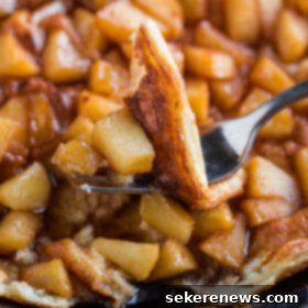 Fluffy Soufflé Pancakes with Warm Cinnamon Apple Compote 8 Soufflé Pancake with Cinnamon Apples
