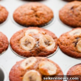 Mocha Banana Chunk Muffins 2 Banana Chocolate Chunk Espresso Muffins.