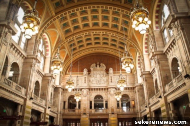 Wandering Free 12 The grand and elegant entrance of the Hunterian Museum in Glasgow