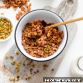 Fiesta Granola with Cacao Nibs and Toasted Pepitas 2 Mexican Granola with Cocao Nibs and Pumpkin Seeds. A salty and sweet healthy granola!