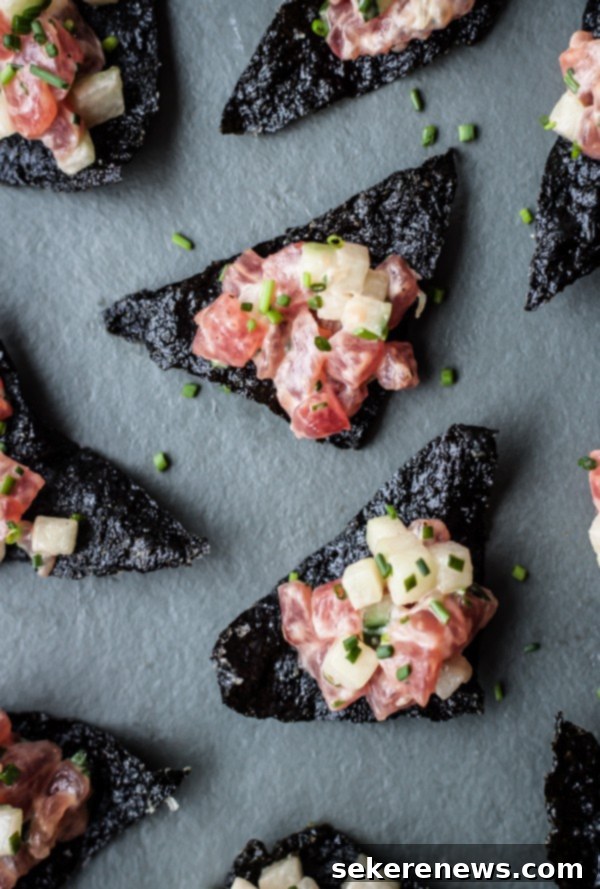 Whip Up These 10 Last-Minute Thanksgiving Appetizers 6 Tuna Tartare with Nori Chips - an elegant and fresh Thanksgiving appetizer idea.